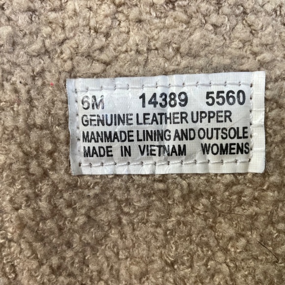 Timberland Fauna Tall Suede Moccasins (size 6) - Picture 7 of 7